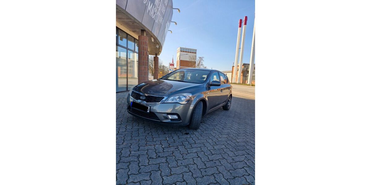 Kia ceed / Ceed 164.222 km 4.999 &euro; Lübeck 23562