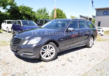 Mercedes-Benz E 200 136.000 km 12.480 &euro; Ahrensbök 23623