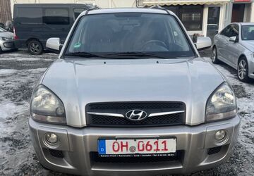 Hyundai TUCSON 164.000 km 7.499 &euro; Stockelsdorf 23617