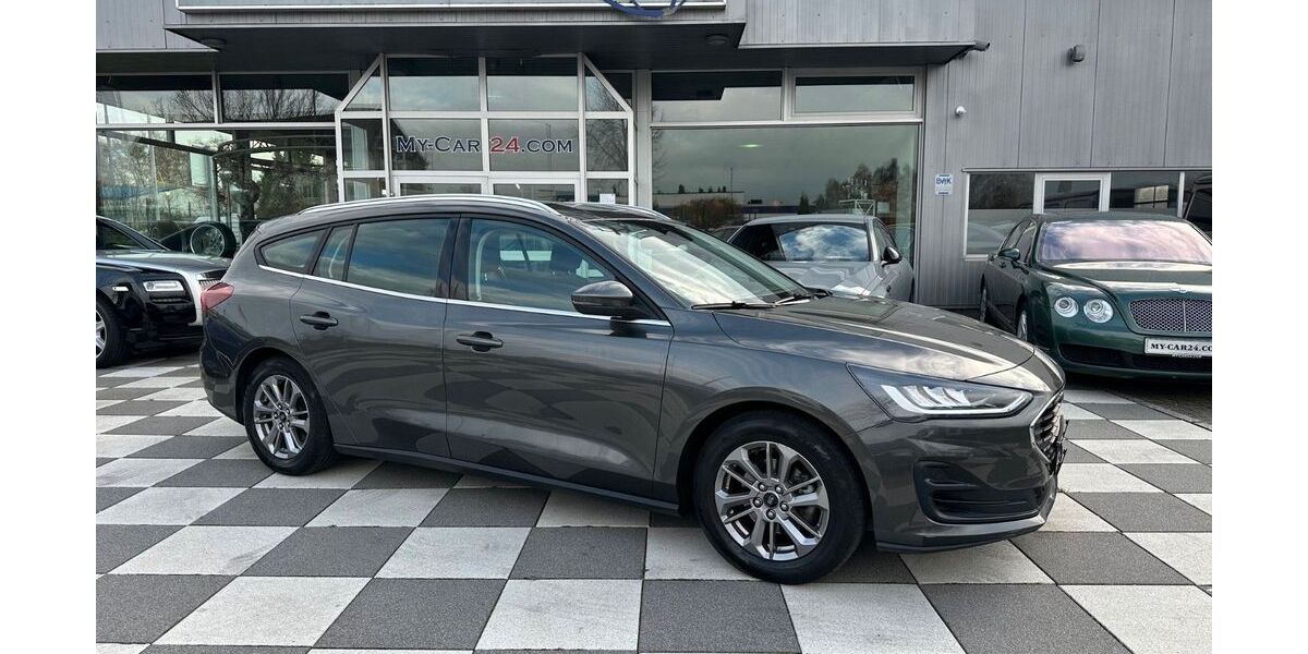 Ford Focus 94.881 km 16.888 &euro; Bad Oldesloe 23843