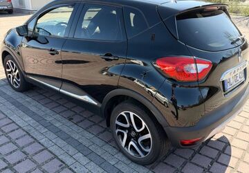 Renault Captur 109.000 km 10.700 &euro; Lübeck 23569