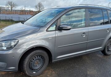 VW Touran 234.000 km 6.900 &euro; Ratzeburg 23909