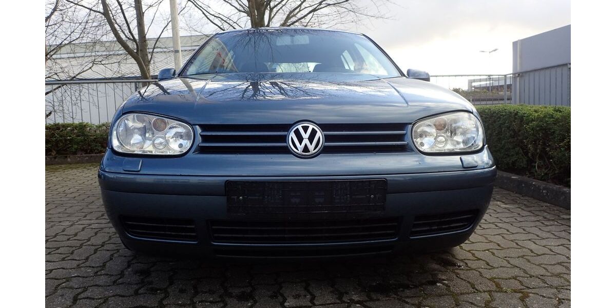 VW Golf 272.000 km 3.250 &euro; Mölln 23879