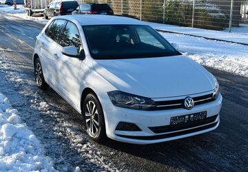 VW Polo 117.200 km 9.990 &euro; Selmsdorf 23923