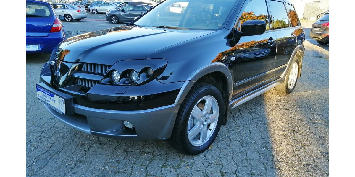 Mitsubishi Outlander 206.601 km 5.590 &euro; Lübeck 23556
