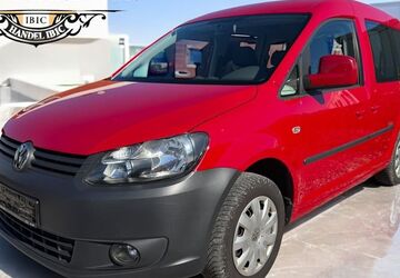 VW Caddy 204.000 km 5.299 &euro; Lübeck 23560