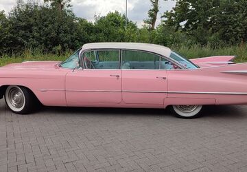 Cadillac Andere 25.000 km 49.000 &euro; Scharbeutz 23683