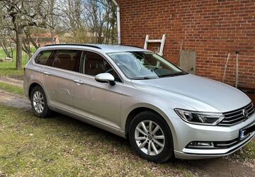 VW Passat Variant 189.000 km 10.500 &euro; Ahrensbök 23623