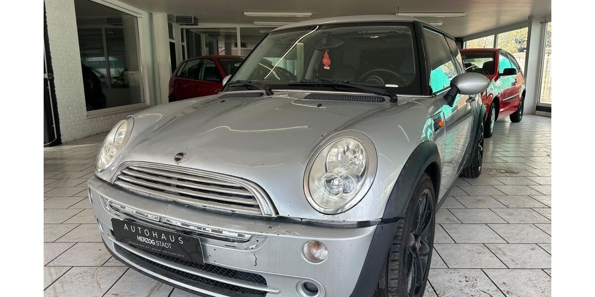 Mini Cooper 172.121 km 999 &euro; Mölln 23879