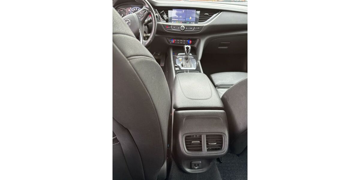 Opel Insignia 172.000 km 10.500 &euro; Lübeck 23558