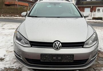 VW Golf 142.306 km 12.900 &euro; Zarpen 23619