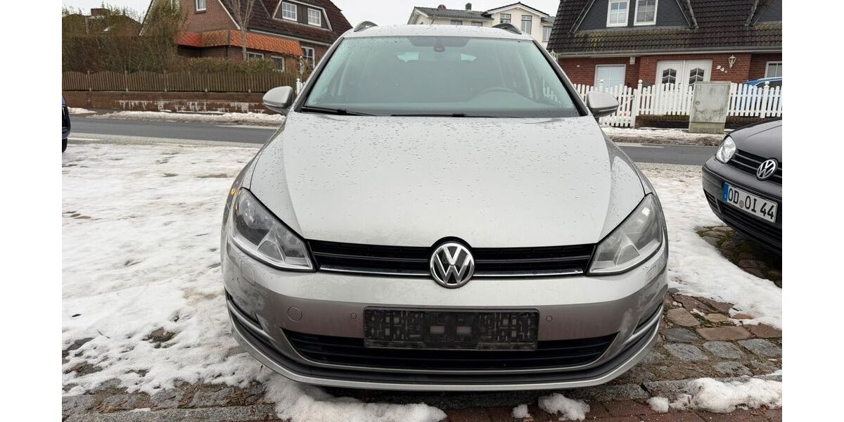 VW Golf 142.306 km 12.900 &euro; Zarpen 23619