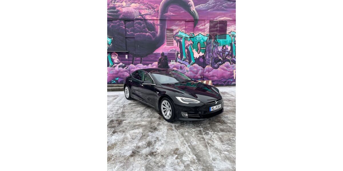 Tesla Model S 195.060 km 25.500 &euro; Lübeck 23569