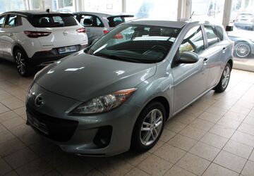 Mazda 3 84.164 km 9.990 &euro; Bad Oldesloe 23843