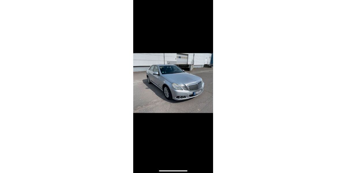Mercedes-Benz E 220 323.000 km 6.490 &euro; Lübeck 23566
