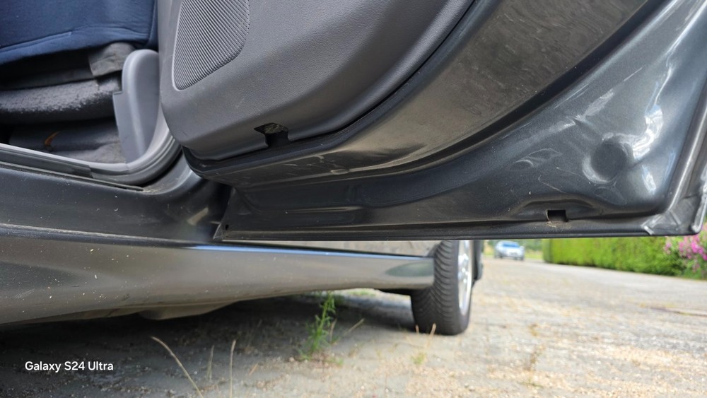 Nissan Almera Tino 220.000 km 2.500 &euro; Lübeck 23539