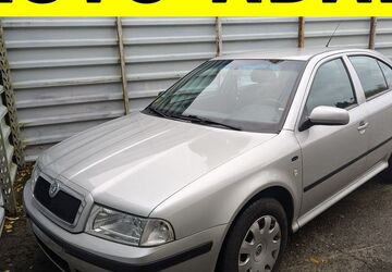 Skoda Octavia 286.529 km 1.250 &euro; Lübeck 23556
