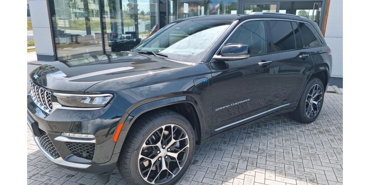 Jeep Grand Cherokee 18.195 km 66.600 &euro; Ratzeburg 23909