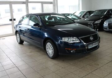 VW Passat 82.284 km 7.490 &euro; Bad Oldesloe 23843