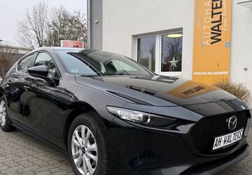 Mazda 3 82.386 km 15.885 &euro; Stockelsdorf bei Lübeck 23617