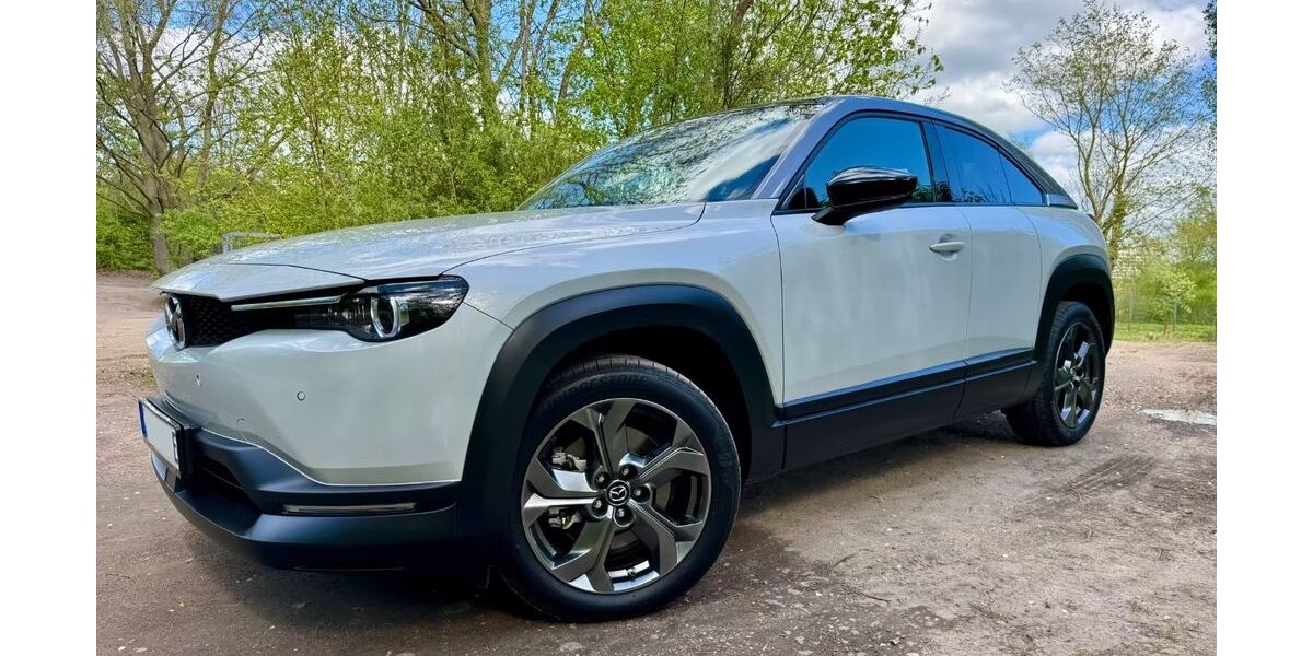 Mazda MX-30 18.550 km 14.995 &euro; lübeck 23562