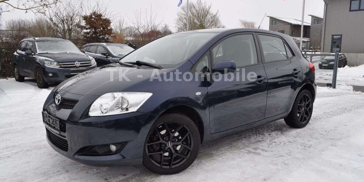 Toyota Auris 55.000 km 8.480 &euro; Ahrensboek 23623