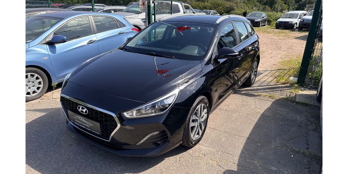 Hyundai i30 158.150 km 11.490 &euro; Ahrensbök 23623