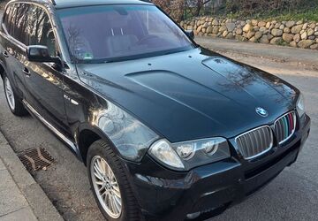 BMW X3 230.000 km 4.499 &euro; Lübeck 23562