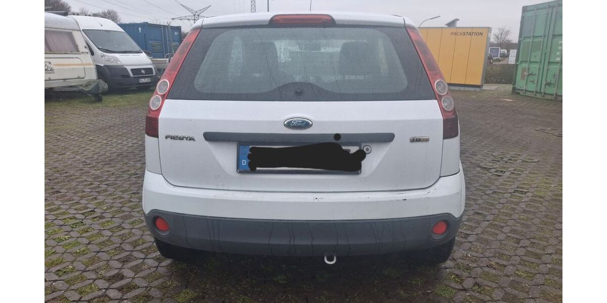 Ford Fiesta 198.134 km 1.700 &euro; Lübeck 23560