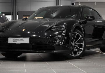 Porsche Taycan 20.109 km 89.890 &euro; Lübeck 23560