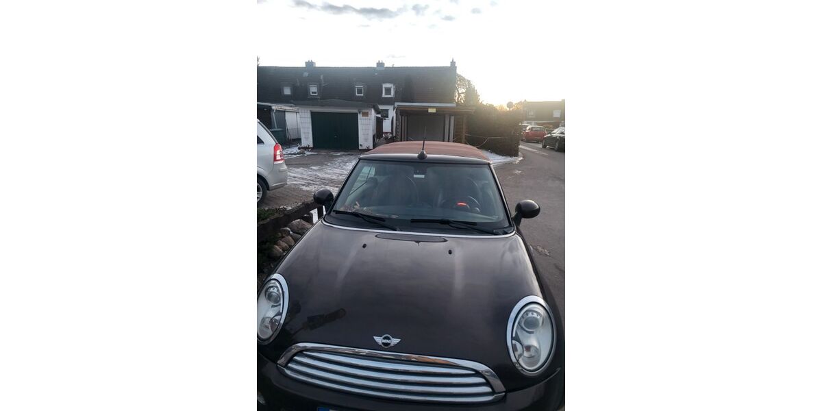 Mini Cooper Cabrio 120.000 km 7.000 &euro; Lübeck 23569
