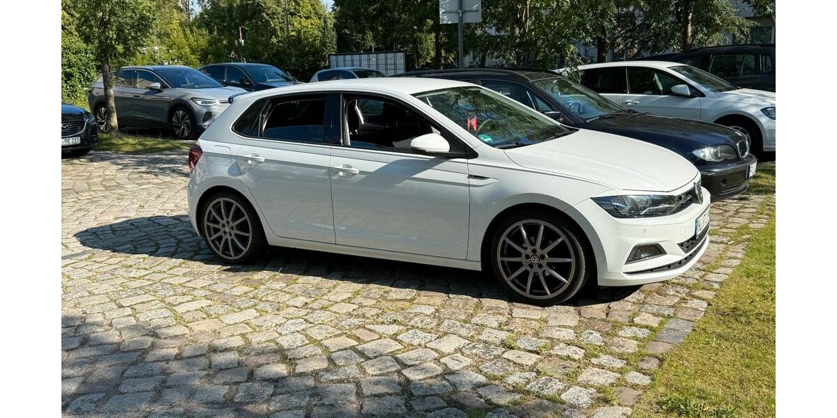 VW Polo 98.000 km 12.900 &euro; Lübeck 23562