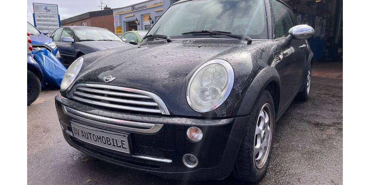 Mini ONE 154.000 km 3.450 &euro; Lübeck 23560