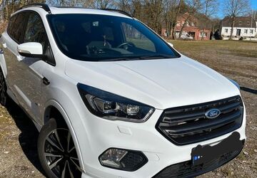 Ford Kuga 76.804 km 16.290 &euro; Ahrensbök 23623