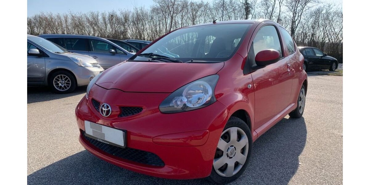 Toyota Aygo (X) 167.000 km 1.900 &euro; Stockelsdorf (Lübeck) 23617