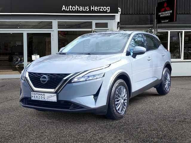 Nissan Qashqai 18.018 km 18.990 &euro; Neustadt i. Holstein 23730