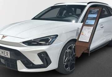Cupra Leon 3.900 km 46.975 &euro; Mölln 23879