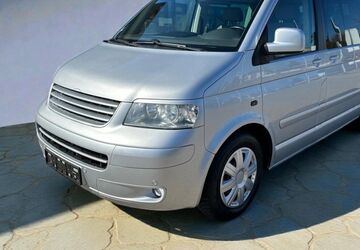 VW T5 Transporter 330.000 km 8.499 &euro; Lübeck 23560