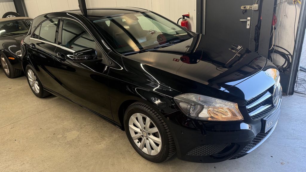 Mercedes-Benz A 180 74.200 km 11.885 &euro; Lübeck 23556