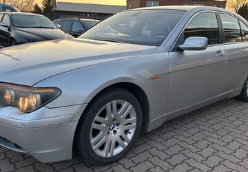 BMW 735 182.000 km 5.700 &euro; Lübeck 23560