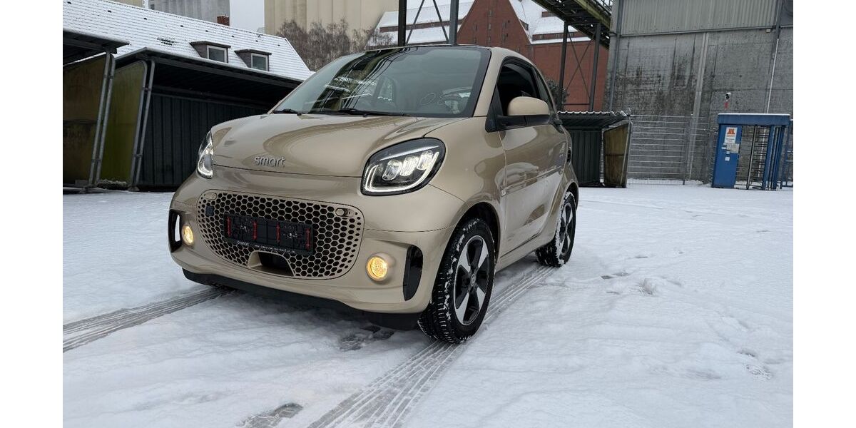Smart ForTwo 22.250 km 11.390 &euro; Lübeck 23554