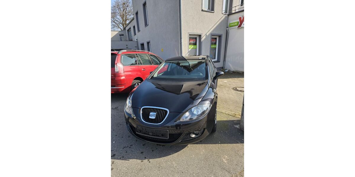 Seat Leon 206.821 km 3.400 &euro; Lübeck 23558
