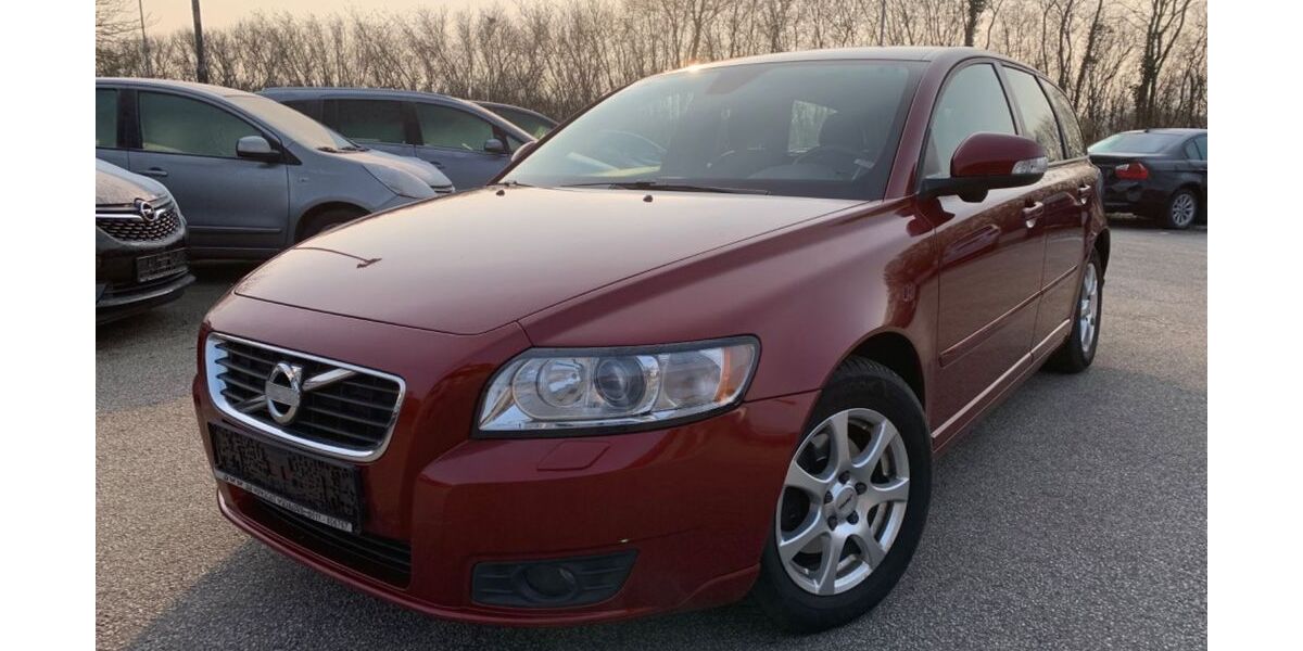 Volvo V50 212.000 km 4.700 &euro; Stockelsdorf (Lübeck) 23617