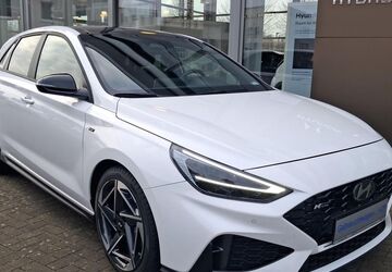 Hyundai i30 4.450 km 24.680 &euro; Lübeck 23562