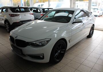 BMW 318 207.182 km 10.990 &euro; Bad Oldesloe 23843