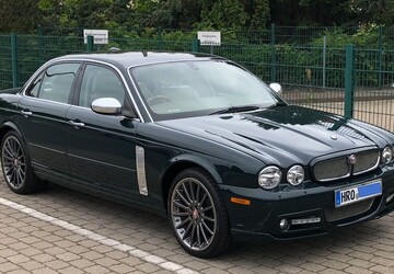 Jaguar XJ8 X350 195.000 km 7.500 &euro; Lübeck 23539