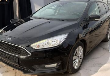 Ford Focus 163.000 km 5.799 &euro; Lübeck 23560