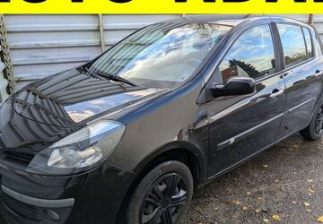 Renault Clio 159.886 km 3.200 &euro; Lübeck 23556