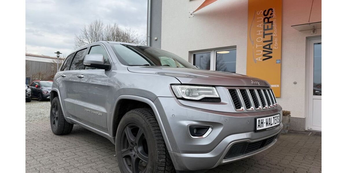 Jeep Grand Cherokee 95.352 km 24.885 &euro; Stockelsdorf bei Lübeck 23617