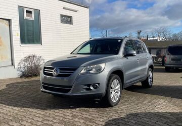 VW Tiguan 185.000 km 6.990 &euro; Neustadt in Holstein 23730